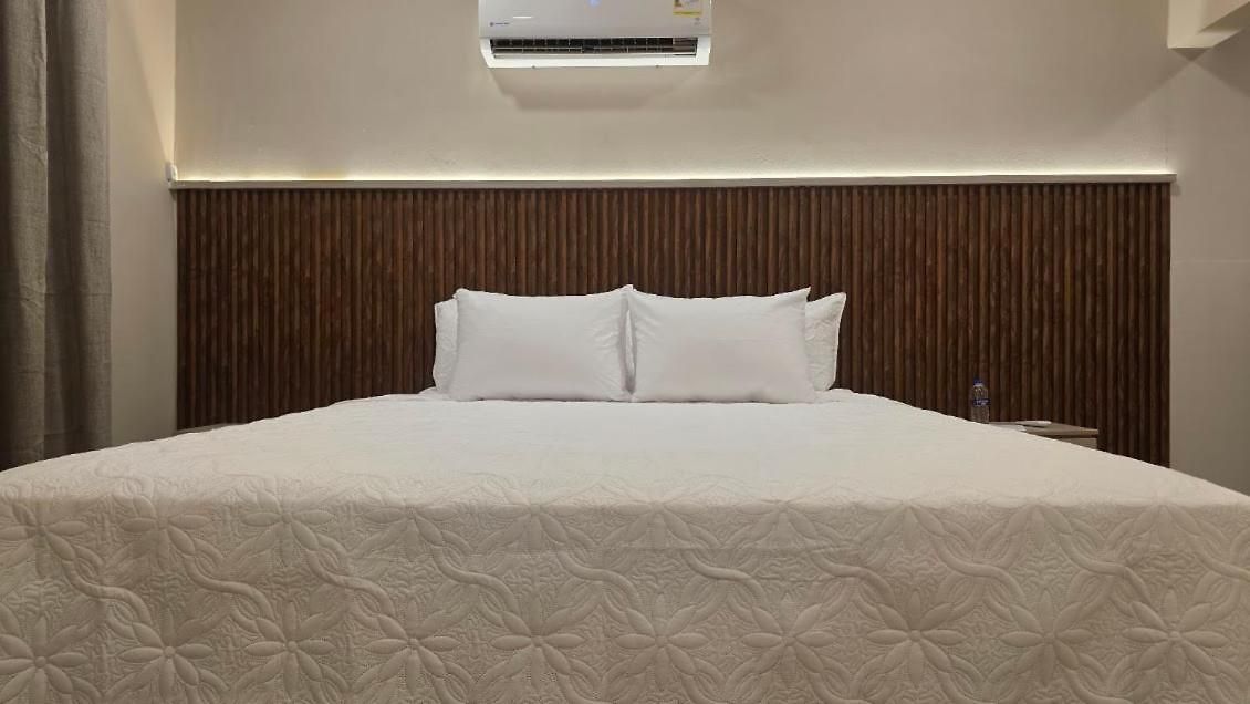 Casa La Tablada Aeropuerto 4*