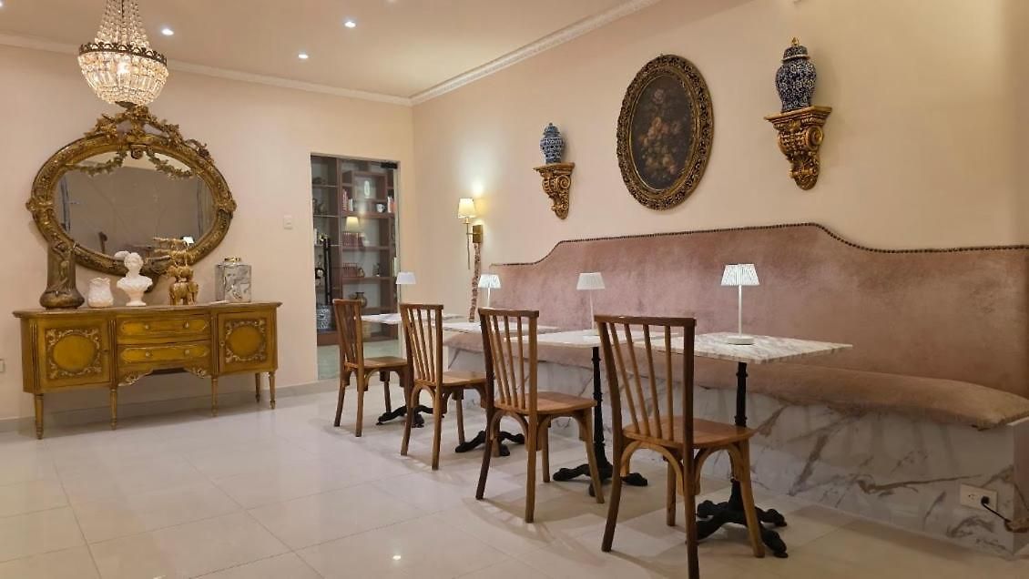 Casa La Tablada Aeropuerto 4*