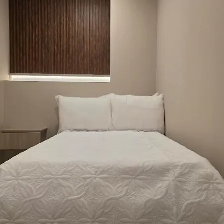 Casa La Tablada Aeropuerto Hotel